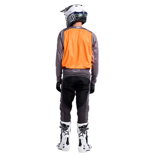 TLD_M24D2_GP_PRO_JERSEY_BOLTZ_DKGRAY_NEOORG_08