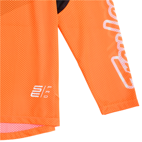 TLD_M24D2_SE_PRO_AIR_JERSEY_PINNED_NEO_ORG_04