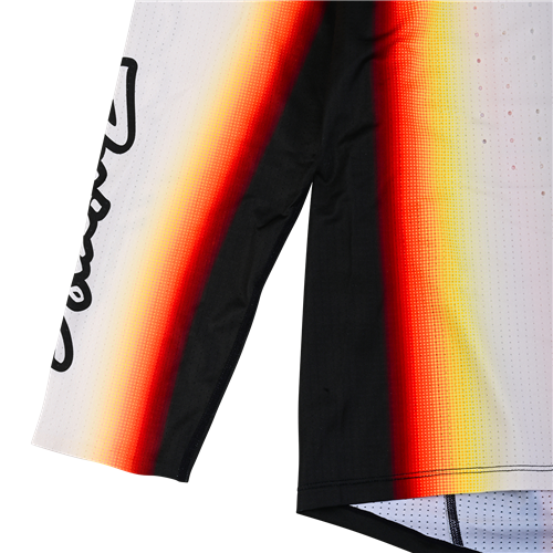 TLD_M24D2_SE_ULTRA_JERSEY_BLURR_YEL_04