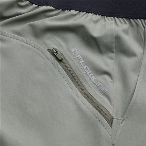 TLD 24.1 FLOWLINE SUPERLYTE SHORT MONO OLIVE