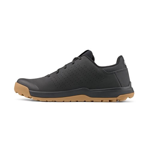 CB SHOES STAMP TRAIL LACE BLACK / BLACK / GUM